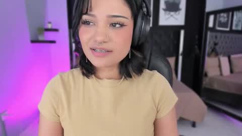 Snapshot of renee_shelby_ chatting on March 2026 08:26:02 PM Renee Shelby online show from March 2026 08:26:02 PM