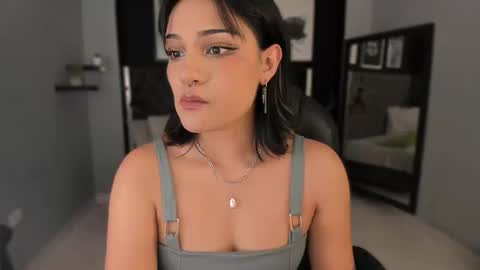 Snapshot of renee_shelby_ chatting on March 2026 08:15:01 PM Renee Shelby online show from March 2026 08:15:01 PM