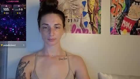 Reneeluvs online show from September 2025 09:14:02 AM