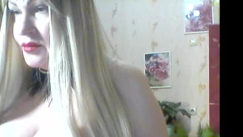 Snapshot of renelce chatting on December 2025 07:21:02 PM renelce online show from December 2025 07:21:02 PM
