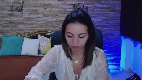 renesmesweet online show from December 2024 04:29:02 PM