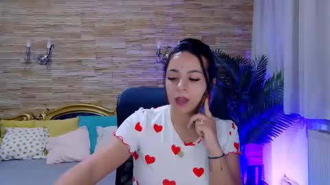 renesmesweet online show from February 2025 12:06:02 PM