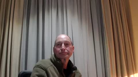 Snapshot of renewal_stretch chatting on June 2026 11:42:02 AM renewal_stretch online show from June 2026 11:42:02 AM