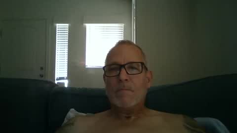 Snapshot of renewaz chatting on April 2026 05:34:01 PM Renewaz online show from April 2026 05:34:01 PM