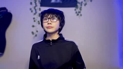 rennuts online show from December 2024 04:49:01 PM