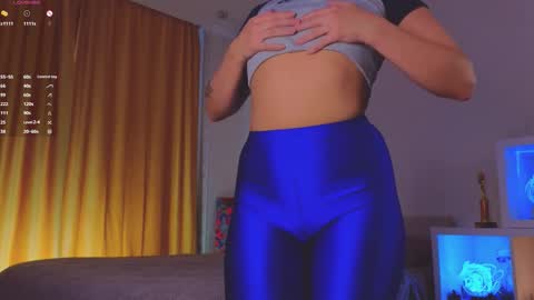 Snapshot of renochka chatting on September 2025 01:11:02 PM renochka online show from September 2025 01:11:02 PM