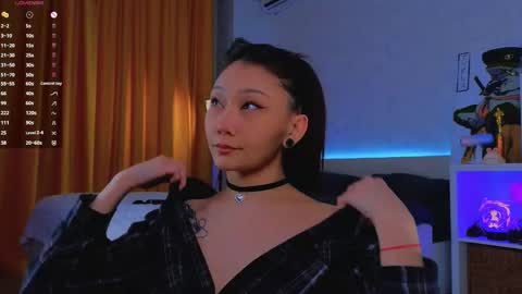 Snapshot of renochka chatting on March 2026 04:02:01 PM renochka online show from March 2026 04:02:01 PM