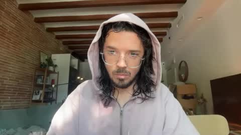 Snapshot of renzo_899 chatting on July 2026 08:45:02 AM Renzo online show from July 2026 08:45:02 AM