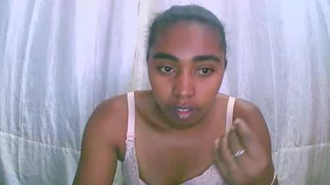 Snapshot of rephaleta chatting on October 2025 06:37:01 AM Rephaleta online show from October 2025 06:37:01 AM