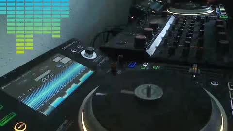 Snapshot of reticuli chatting on April 2026 07:22:01 PM GearPorn online show from April 2026 07:22:01 PM