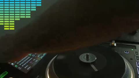 Snapshot of reticuli chatting on April 2026 07:43:01 PM GearPorn online show from April 2026 07:43:01 PM