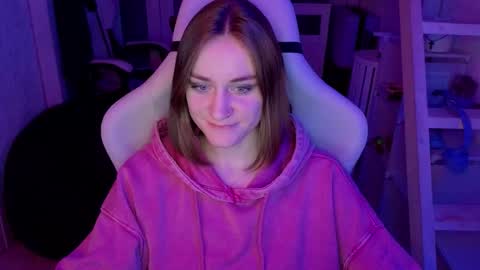 Snapshot of retromarie chatting on February 2026 04:56:02 PM Rie online show from February 2026 04:56:02 PM