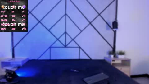 Reven  online show from November 2025 11:05:01 PM