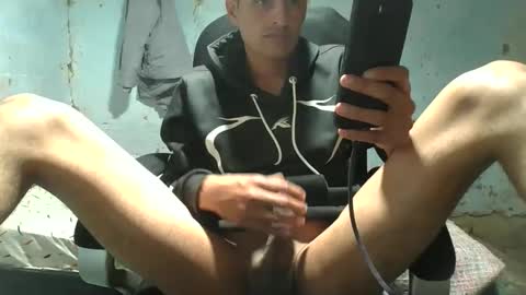 rey2306 online show from December 2025 12:05:01 AM