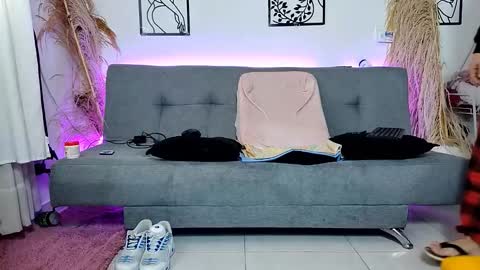 reymasterhot online show from December 2025 03:41:02 PM