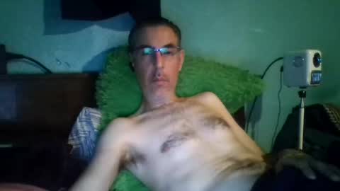 Snapshot of reyes_albert2006 chatting on May 2026 10:22:02 PM reyes_albert2006 online show from May 2026 10:22:02 PM