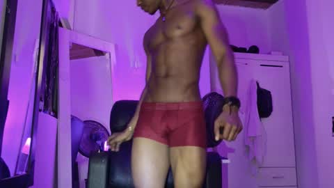 ReyKen online show from February 2026 12:59:01 AM