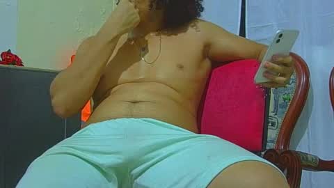 REYHOT online show from September 2025 07:41:01 AM