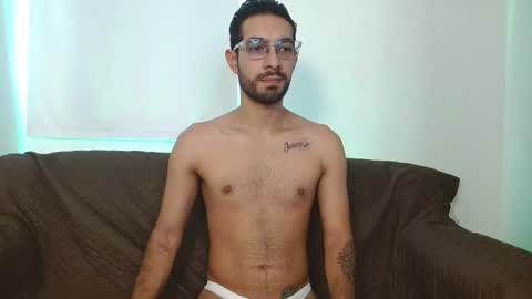 Snapshot of reypablo1 chatting on October 2025 09:26:02 PM REY PABLO Independent online show from October 2025 09:26:02 PM