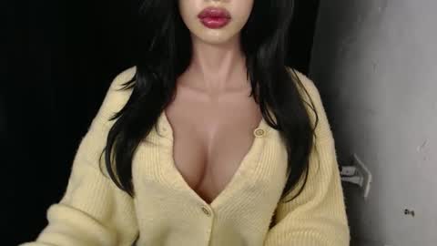 Snapshot of rhealyn_fuck chatting on February 2026 08:43:02 AM Lyn online show from February 2026 08:43:02 AM