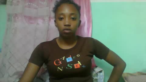 rhesa404090 online show from February 2026 05:22:02 PM