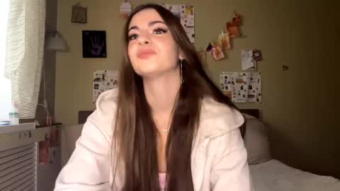 Anna online show from November 2025 09:31:01 AM