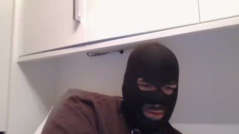 Snapshot of rhydos28 chatting on April 2026 07:31:01 AM rhydos28 online show from April 2026 07:31:01 AM