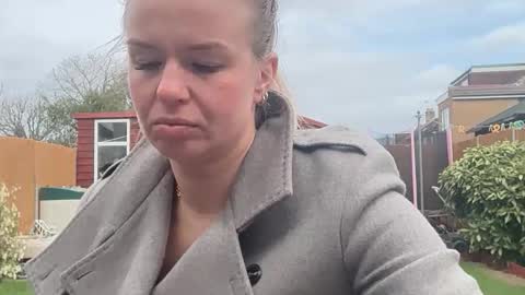 Snapshot of riana894237 chatting on March 2026 01:15:01 PM riana894237 online show from March 2026 01:15:01 PM