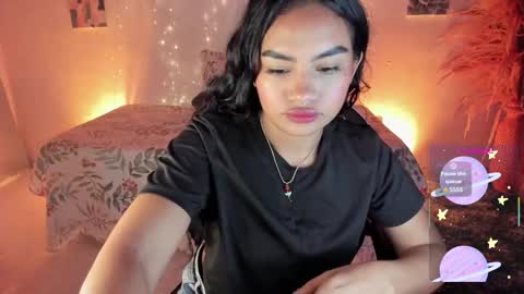 RianaK online show from November 2025 05:19:02 AM