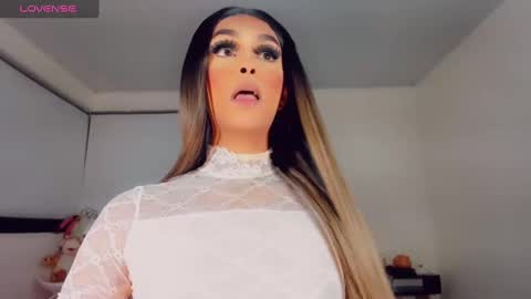 Snapshot of riannagarcia_ chatting on February 2025 12:10:01 AM Rianna Garcia online show from February 2025 12:10:01 AM