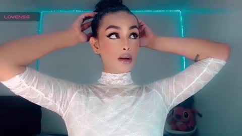 Snapshot of riannagarcia_ chatting on November 2025 03:38:02 AM Rianna Garcia online show from November 2025 03:38:02 AM