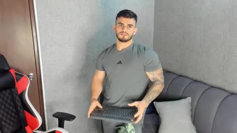 ricardogonzalez666 online show from January 2025 11:54:01 PM