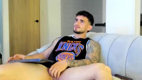 ricardogonzalez666 online show from March 2026 04:09:02 AM