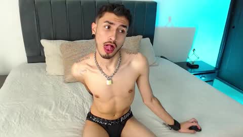 Snapshot of richard_carter_ chatting on January 2025 03:01:01 AM Richard online show from January 2025 03:01:01 AM