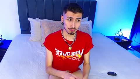 Snapshot of richard_carter_ chatting on February 2025 03:50:01 AM Richard online show from February 2025 03:50:01 AM