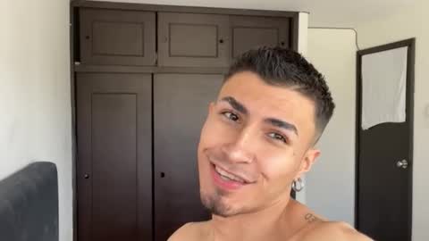 Snapshot of richard_carter_ chatting on November 2025 03:29:02 AM Richard online show from November 2025 03:29:02 AM