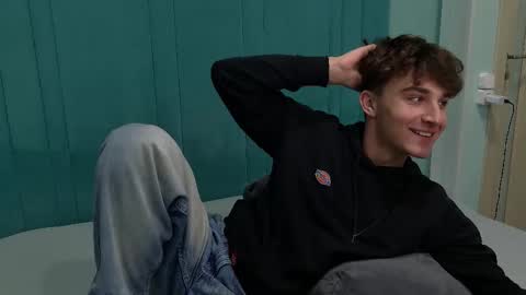 Snapshot of richard_steele_hot chatting on December 2025 04:01:02 PM Richard online show from December 2025 04:01:02 PM