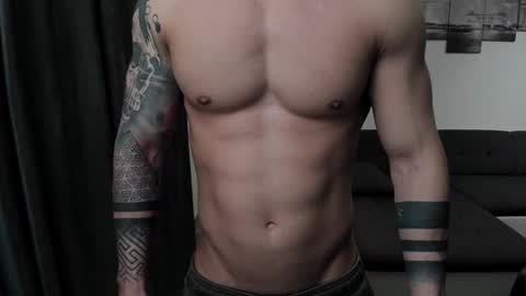 Snapshot of richarddarell chatting on January 2025 06:01:02 AM RichardDarell online show from January 2025 06:01:02 AM