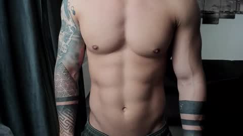 Snapshot of richarddarell chatting on September 2025 05:39:02 AM RichardDarell online show from September 2025 05:39:02 AM