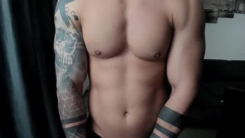 Snapshot of richarddarell chatting on October 2025 04:46:01 AM RichardDarell online show from October 2025 04:46:01 AM