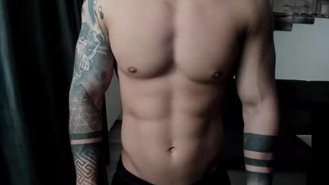 Snapshot of richarddarell chatting on October 2025 05:40:01 AM RichardDarell online show from October 2025 05:40:01 AM