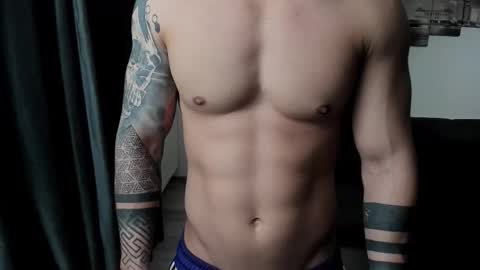 Snapshot of richarddarell chatting on October 2025 05:24:01 AM RichardDarell online show from October 2025 05:24:01 AM