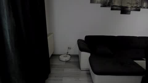 Snapshot of richarddarell chatting on October 2025 05:33:02 AM RichardDarell online show from October 2025 05:33:02 AM