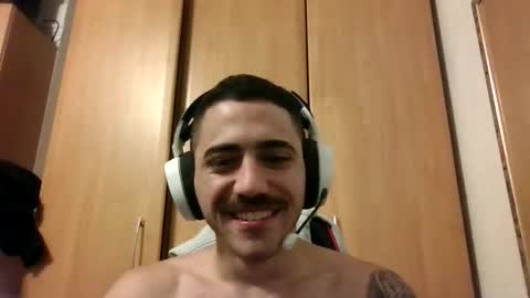 Wolf Boy online show from January 2026 08:01:02 PM