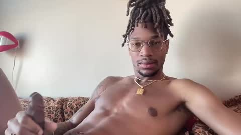 richchris66 online show from December 2024 09:18:02 PM