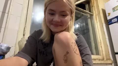 Snapshot of richellearmentrout chatting on July 2026 08:00:01 PM jenny online show from July 2026 08:00:01 PM