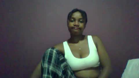 Snapshot of ricie001 chatting on February 2026 06:58:01 PM ricie001 online show from February 2026 06:58:01 PM