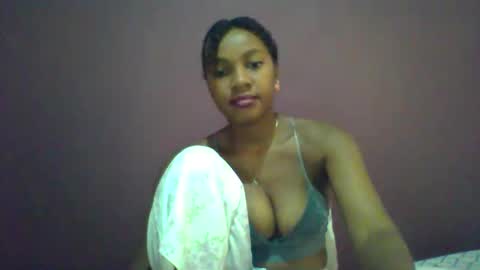Snapshot of ricie001 chatting on March 2026 07:16:01 AM ricie001 online show from March 2026 07:16:01 AM