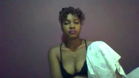 Snapshot of ricie001 chatting on March 2026 07:36:02 AM ricie001 online show from March 2026 07:36:02 AM