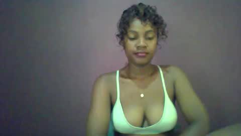 Snapshot of ricie001 chatting on April 2026 12:38:01 PM ricie001 online show from April 2026 12:38:01 PM